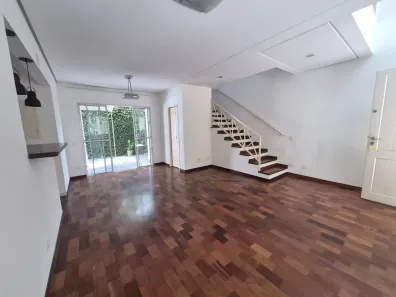 Casa de Condomínio com 3 Quartos à venda, 145m² no Caxingui, São Paulo