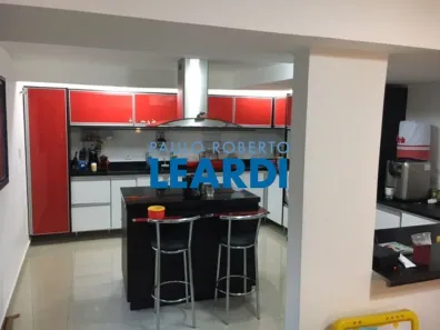 Casa com 3 Quartos à venda, 242m² no Parque Imperial, São Paulo