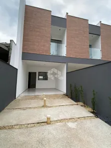 Casa com 3 Quartos à venda, 113m² no Iririú, Joinville
