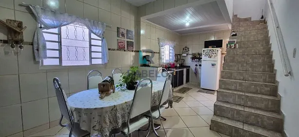 Sobrado com 3 Quartos à venda, 375m² no Cruz, Lorena