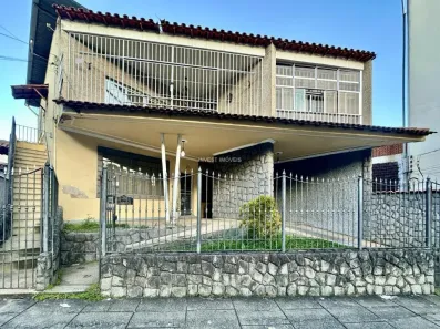 Casa com 3 Quartos à venda, 67m² no Grajaú, Juiz de Fora