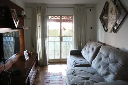Casa com 3 Quartos à venda, 130m² no Conjunto Água Branca, Contagem