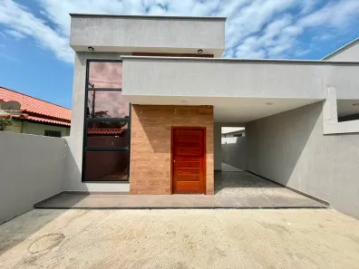 Casa com 3 Quartos à venda, 115m² no XV de Novembro, Araruama