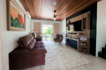 Casa com 3 Quartos à venda, 292m² no Santo Antônio, Criciúma