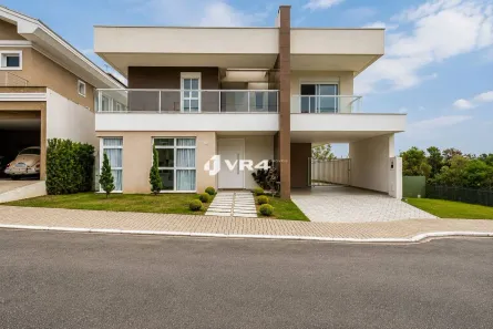 Casa com 4 Quartos à venda, 313m² no São Braz, Curitiba