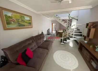 Sobrado com 3 Quartos à venda, 120m² no Vila Pilar, Arujá