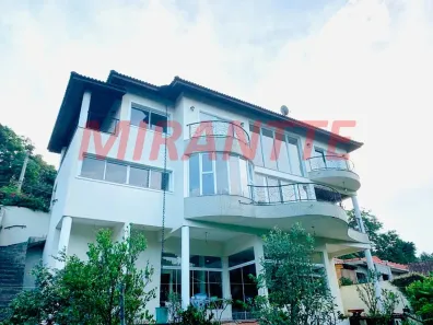 Sobrado com 4 Quartos à venda, 390m² no Caraguatá, Mairiporã