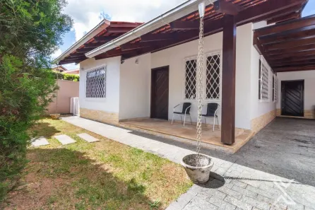 Casa com 4 Quartos para alugar, 374m² no Vila Nova, Blumenau