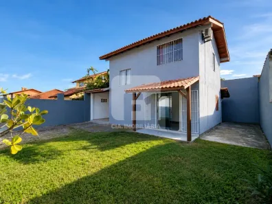 Casa com 3 Quartos para alugar, 120m² no Campeche, Florianópolis
