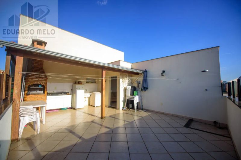 Apartamento com 4 quartos — Ipiranga, Belo Horizonte