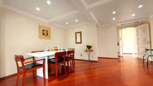 Sobrado com 4 Quartos à venda, 344m² no Jardim Guapira, São Paulo