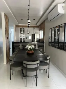 Casa de Condomínio com 4 Quartos para alugar, 250m² no Coqueiro, Belém