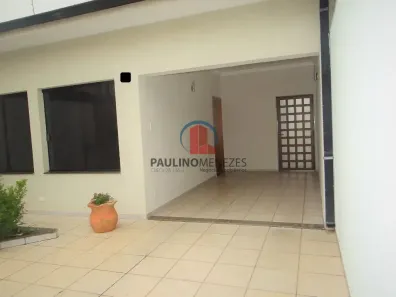 Casa com 2 Quartos à venda, 150m² no Parque Novo Mundo, Americana