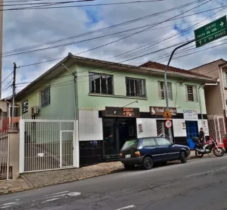 Casa com 3 Quartos para alugar, 80m² no Rio Branco, Caxias do Sul