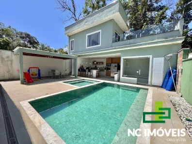 Casa de Condomínio com 4 Quartos para alugar, 250m² no Mar Verde, Caraguatatuba