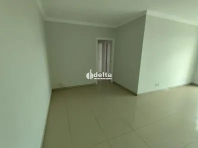 Apartamento com 3 Quartos para alugar, 100m² no Brasil, Uberlândia