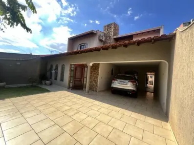 Sobrado com 4 Quartos à venda, 288m² no Jardim Tarumã, Londrina