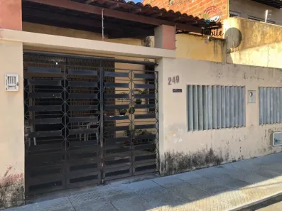 Casa com 2 Quartos à venda, 110m² no Engenheiro Luciano Cavalcante, Fortaleza