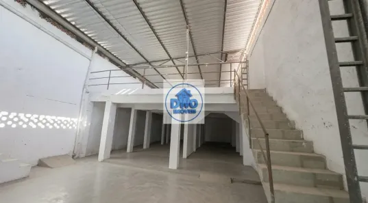 Galpão/Depósito/Armazém para alugar, 300m² no Curicica, Rio de Janeiro
