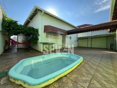 Casa com 3 Quartos à venda, 254m² no Centro, Bauru