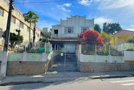 Casa com 3 Quartos à venda, 230m² no Capoeiras, Florianópolis