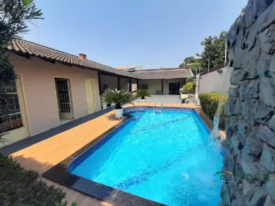 Casa com 3 Quartos à venda, 255m² no Centro-Sul, Várzea Grande