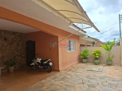 Casa com 3 Quartos à venda, 275m² no Parque Furquim, Presidente Prudente