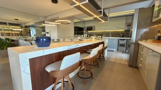 Apartamento com 3 Quartos à venda, 250m² no Canto, Florianópolis