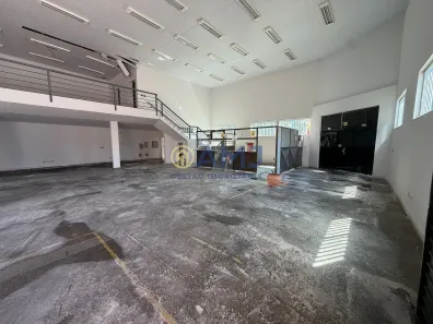 Galpão/Depósito/Armazém para alugar, 519m² no Setor Coimbra, Goiânia