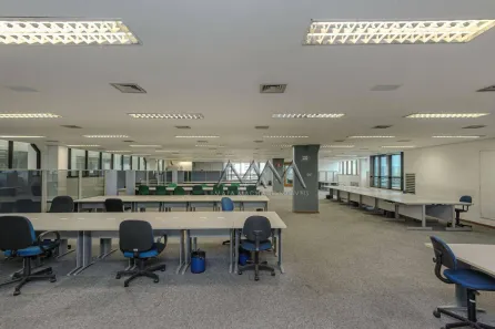 Sala Comercial para alugar, 6000m² no Vila da Serra, Nova Lima