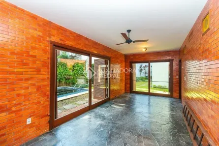 Casa com 4 Quartos à venda, 485m² no Boa Vista, Porto Alegre