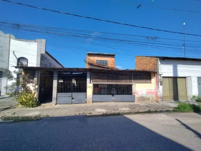 Casa com 3 Quartos à venda, 250m² no Distrito Industrial, Ananindeua