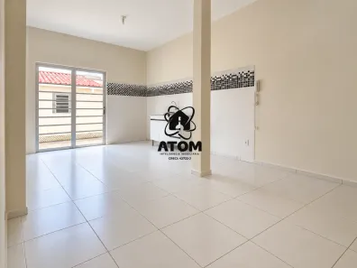 Casa com 2 Quartos para alugar, 120m² no Centro, Taubaté