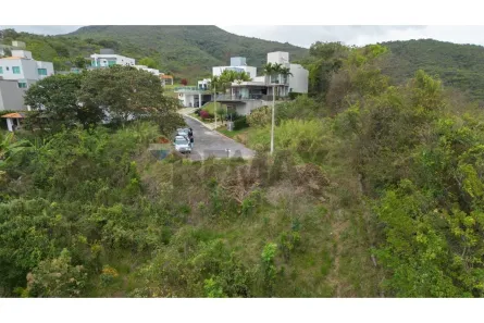 Lote/Terreno à venda, 663m² no Escarpas Do Lago, Capitólio