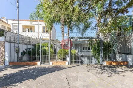 Casa com 3 Quartos à venda, 300m² no Petrópolis, Porto Alegre