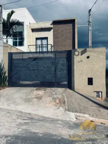 Casa com 3 Quartos para alugar, 127m² no Canjica (Terra Preta), Mairiporã