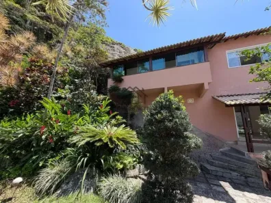 Casa com 4 Quartos à venda, 374m² no Itacoatiara, Niterói