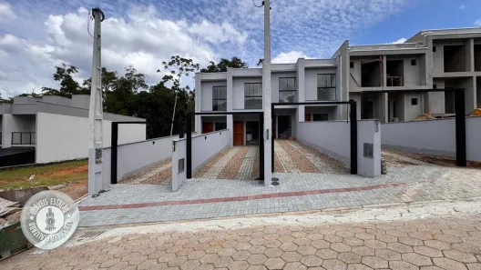 Sobrado com 2 Quartos à venda, 98m² no Badenfurt, Blumenau