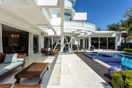 Casa com 5 Quartos à venda, 1000m² no Jurerê Internacional, Florianópolis