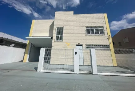 Galpão/Depósito/Armazém para alugar, 300m² no Aririú, Palhoça