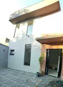 Sobrado com 3 Quartos à venda, 220m² no Loteamento Villa Branca, Jacareí