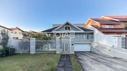 Casa com 3 Quartos à venda, 526m² no Vista Alegre, Curitiba