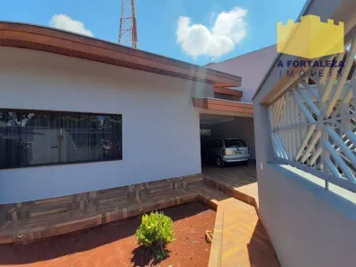 Casa com 4 Quartos à venda, 186m² no Jardim Amélia, Americana
