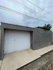 Casa com 2 Quartos à venda, 126m² no Guajeru, Fortaleza