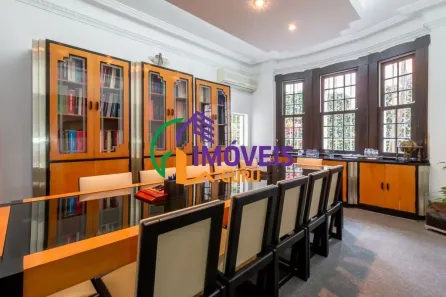 Casa com 12 Quartos à venda, 520m² no Pacaembu, São Paulo