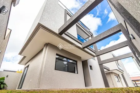 Sobrado com 3 Quartos à venda, 158m² no Hauer, Curitiba