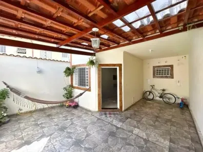 Casa com 3 Quartos à venda, 120m² no Santa Cruz Industrial, Contagem