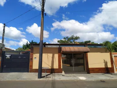 Casa com 3 Quartos à venda, 268m² no Jardim Bom Jesus II, Rio das Pedras