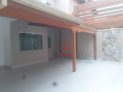 Casa com 4 Quartos à venda, 150m² no Jardim Mariléa, Rio das Ostras