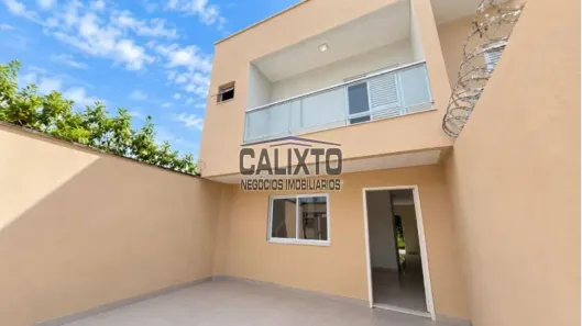 Sobrado com 2 Quartos à venda, 90m² no Laranjeiras, Uberlândia